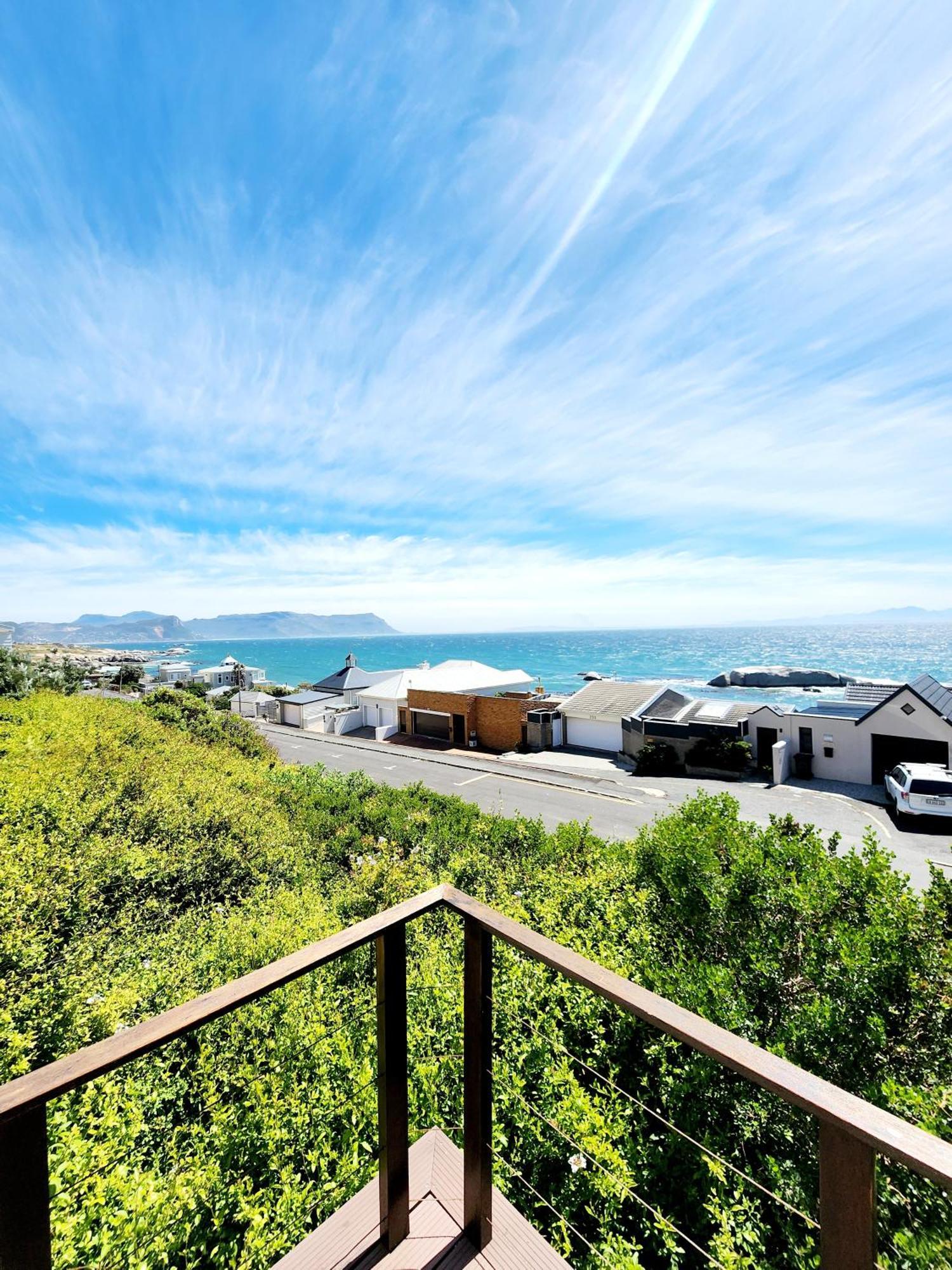 The Tides Panzió Simonʼs Town Kültér fotó